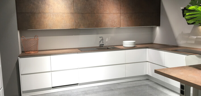 Unsere Vorher/Nacher-Küchengalerie für Sie Unsere Vorher/Nacher-Küchengalerie für Sie